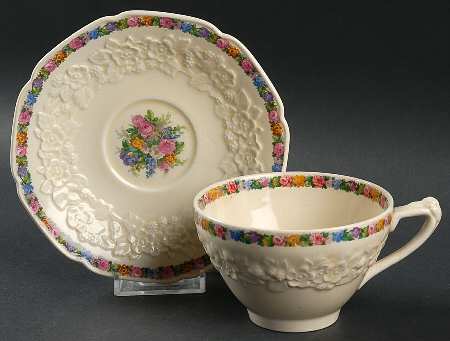 Charm Oversized Cup & Saucer Set
