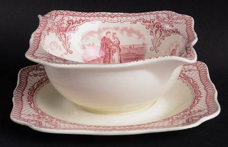 Colonial Times Pink (Scalloped) Gravy Boat with Attached Underplate