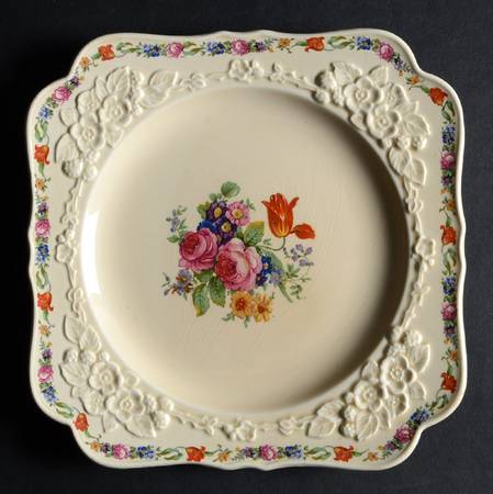 CRD1 Square Luncheon Plate