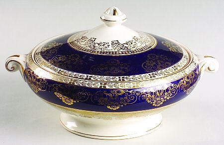 6107 (Blue) Round Covered Vegetable