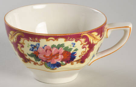 CRD38 Footed Cup