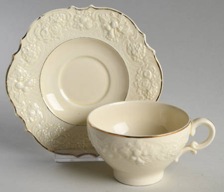 CRD40 Footed Cup & Saucer Set