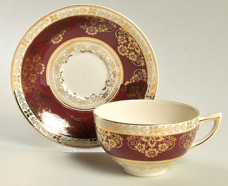 CRD45 Footed Cup & Saucer Set