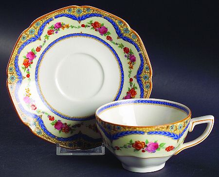 CRD48 Flat Cup & Saucer Set