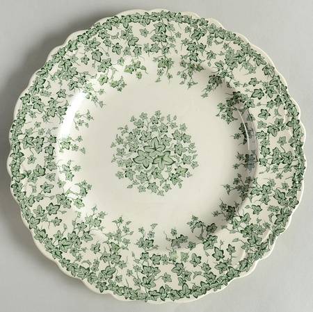 Early English Ivy Green Dinner Plate