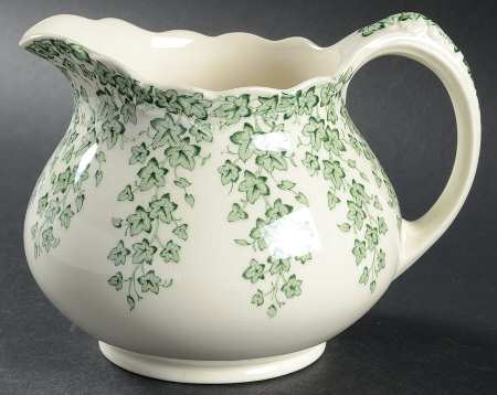 Early English Ivy Green 24 Oz Pitcher