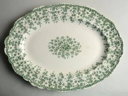Early English Ivy Green 17" Oval Serving Platter