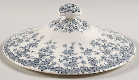 Early English Ivy Blue Gray (Scalloped) Lid for Round Vegetable