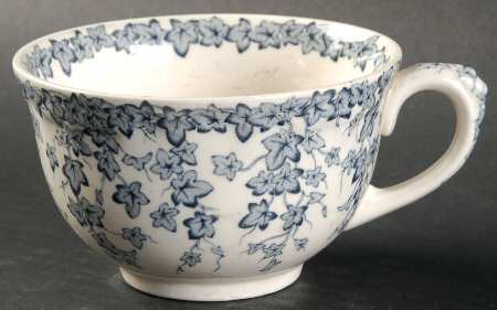 Early English Ivy Blue Gray (Scalloped) Oversized Cup