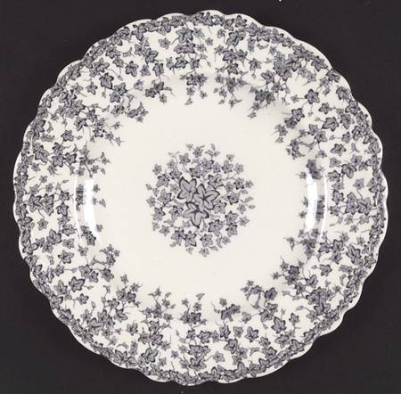 Early English Ivy Blue Gray (Scalloped) Dinner Plate