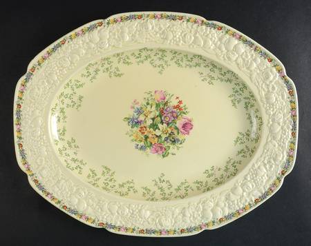 Ferncroft 14" Oval Serving Platter