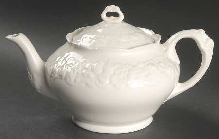 Florentine White Teapot & Lid