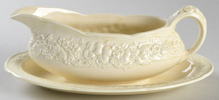 Florentine Dark Cream Gravy Boat & Underplate