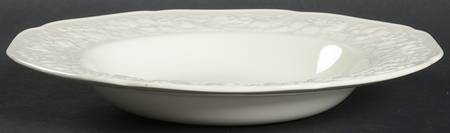 Florentine Dark Cream Rim Soup Bowl