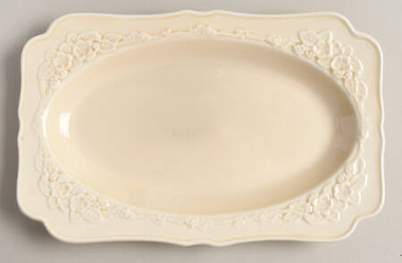 Gainsborough (All White)(Also A Shape) Underplate for Gravy Boat