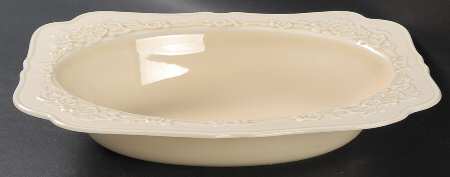 Gainsborough (All White)(Also A Shape) 9" Oval Vegetable Bowl