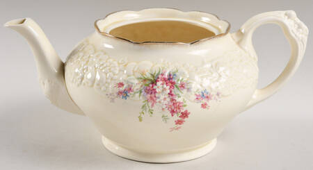 Picardy Teapot No Lid