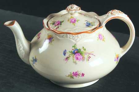 Pinafore Mini Teapot & Lid