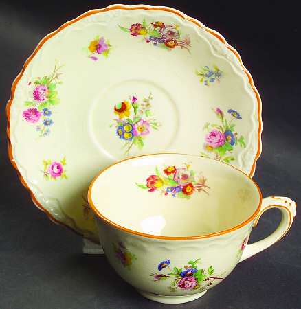 Pinafore Footed Cup & Saucer Set