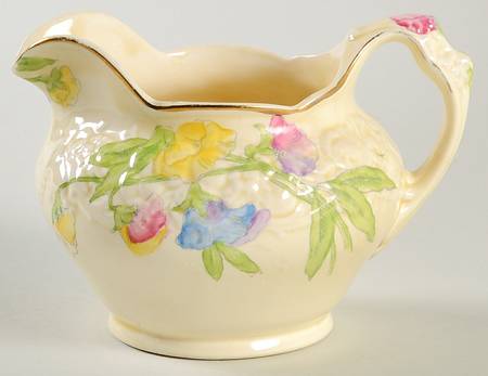 Sweet Pea Creamer