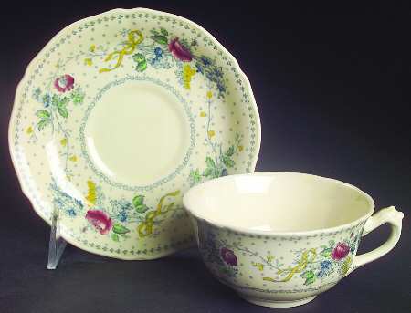 Vale Flat Cup & Saucer Set