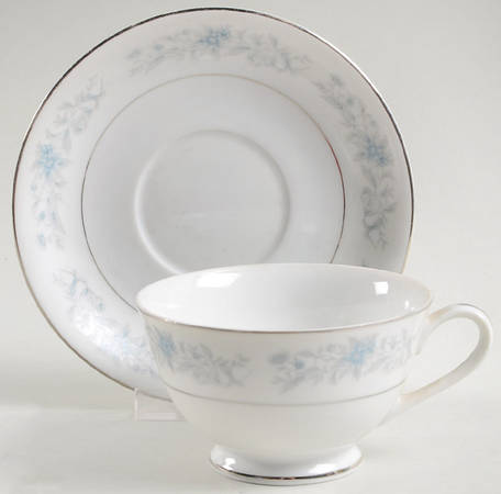 Blue Spray Footed Cup & Saucer Set