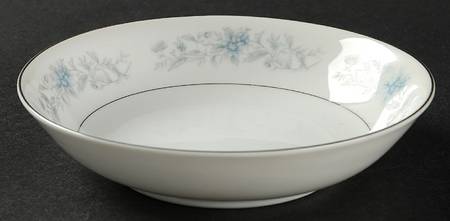 Blue Spray Fruit/Dessert (Sauce) Bowl
