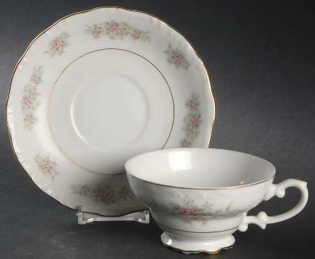 Chatham Footed Cup & Saucer Set by Crest Wood