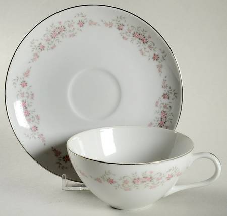 Linda Flat Cup & Saucer Set
