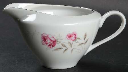 Misty Rose Creamer