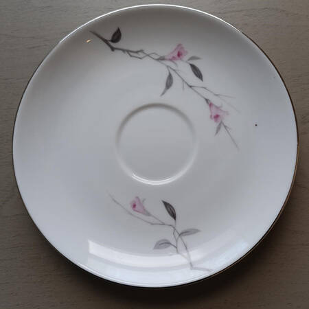 Sakura Saucer