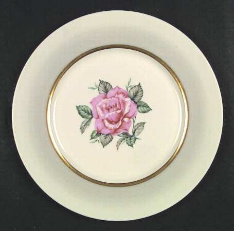 Sweetheart Rose by Crest Wood