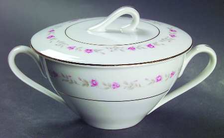 Wreath Sugar Bowl & Lid