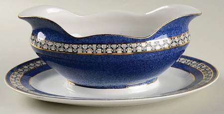 352 Blue Gravy Boat with Attached Underplate