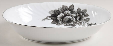 Black Beauty 10" Oval Vegetable Bowl
