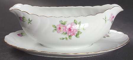 Caprice (357, 380) Gravy Boat with Attached Underplate