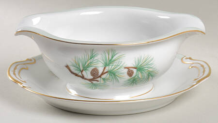 Hakone Gravy Boat with Attached Underplate