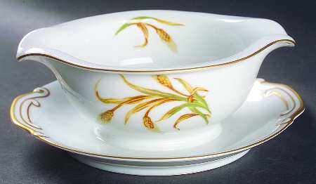 Harvest Round Gravy Boat/Attached Underplate
