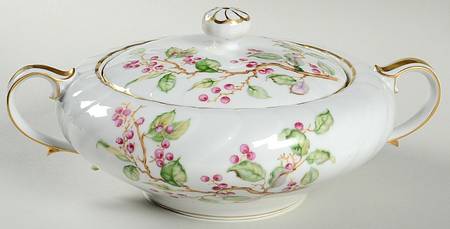 Romance Round Covered Vegetable