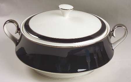 Mystique Round Covered Vegetable
