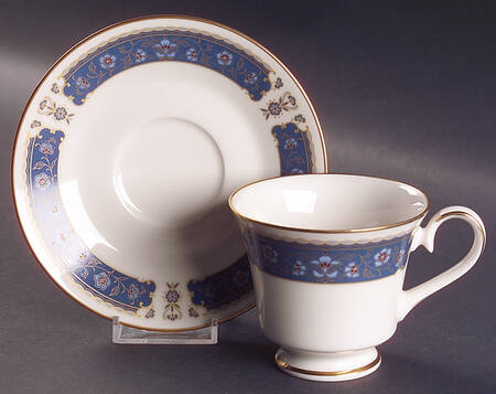Footed Cup & Saucer Set
