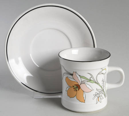 Serenity Flat Cup & Saucer Set