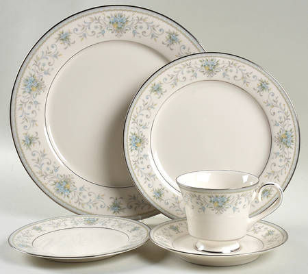 Tivoli 5 Piece Place Setting