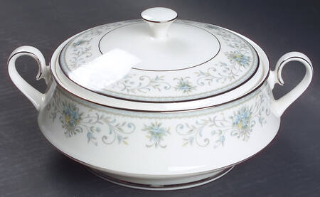 Tivoli Round Covered Vegetable by Carico