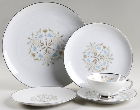 Americana 5 Piece Place Setting