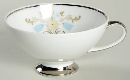Americana Footed Cup