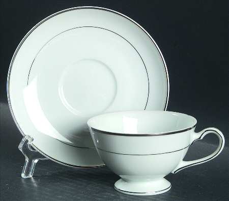 Fontainebleau Footed Cup & Saucer Set