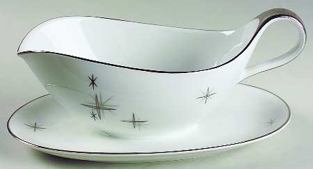 Starlight Gravy Boat with Attached Underplate