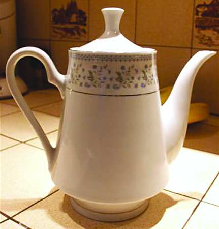 Celeste Coffee Pot & Lid
