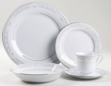 Coquille 5 Piece Place Setting
